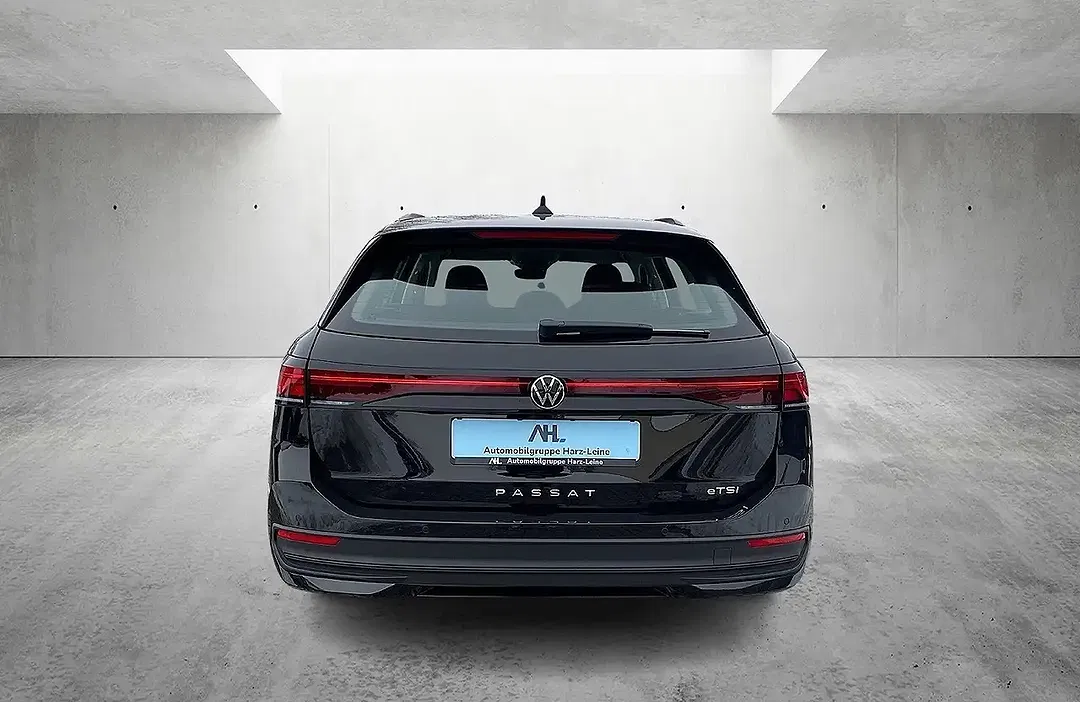 Volkswagen Passat Variant - Thumbnail 4