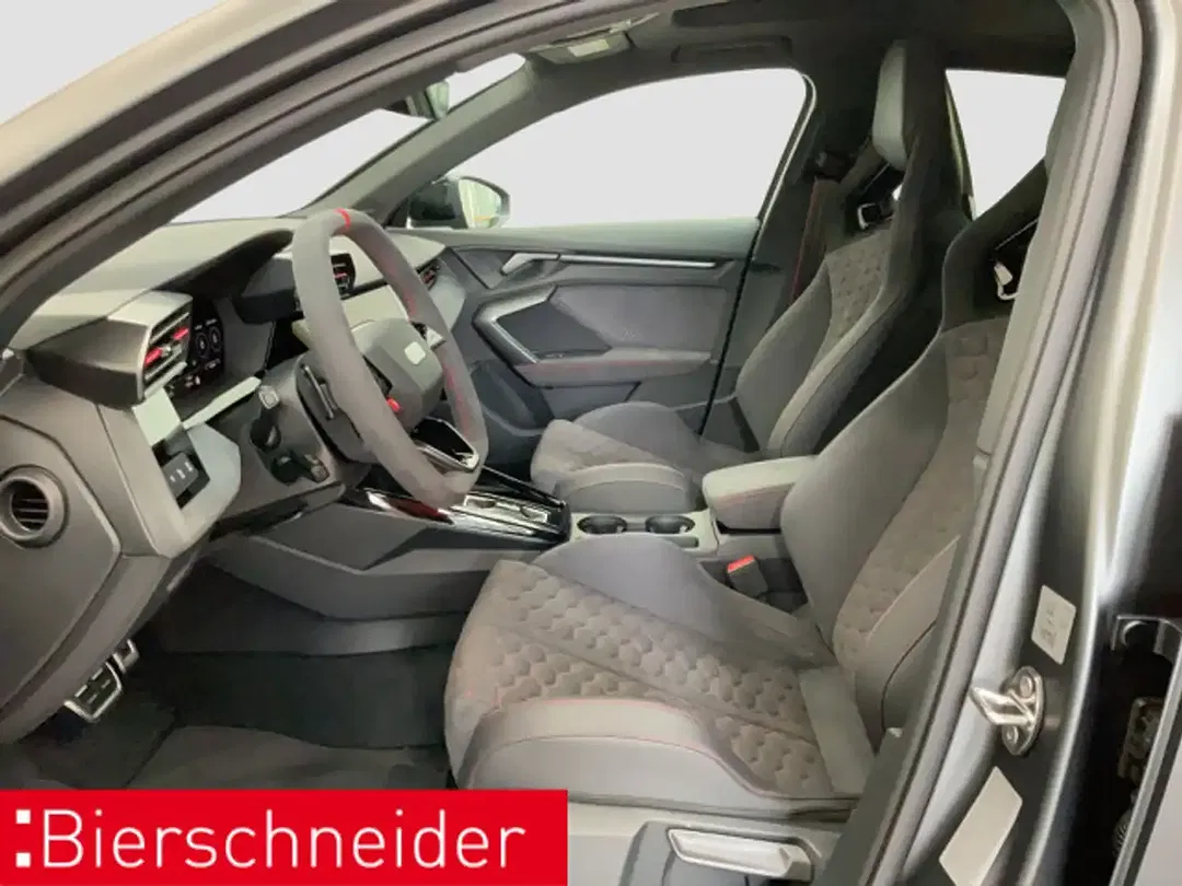 Audi RS3 - Thumbnail 9