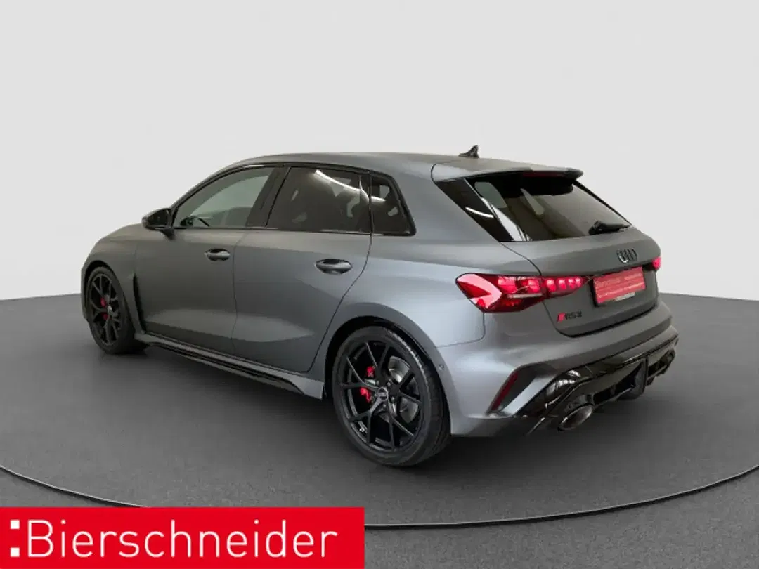 Audi RS3 - Thumbnail 5