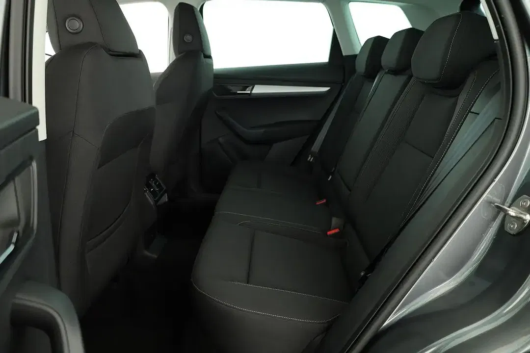 Skoda Karoq - Thumbnail 12