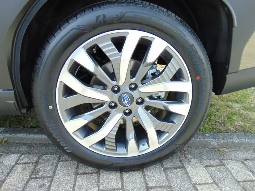 Subaru Forester - Thumbnail 3