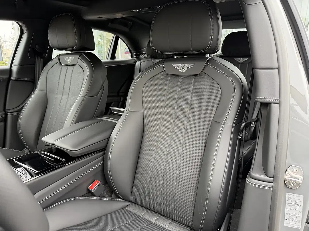 Bentley Flying Spur - Thumbnail 15