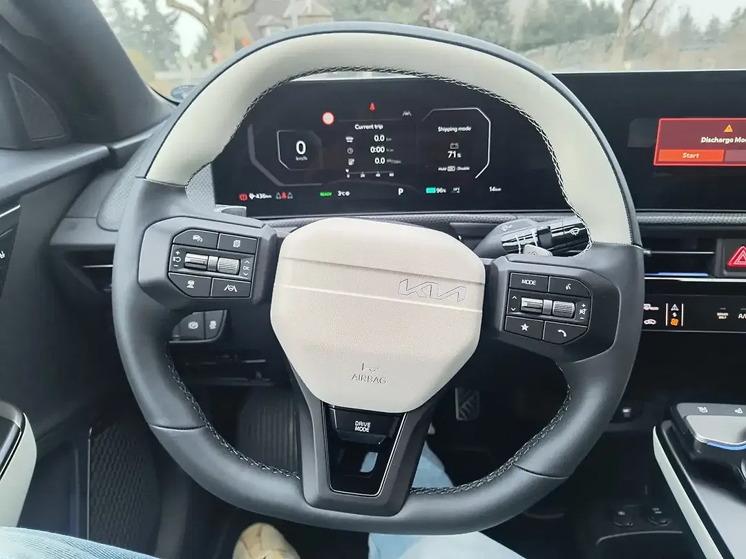 Kia EV6 - Thumbnail 14