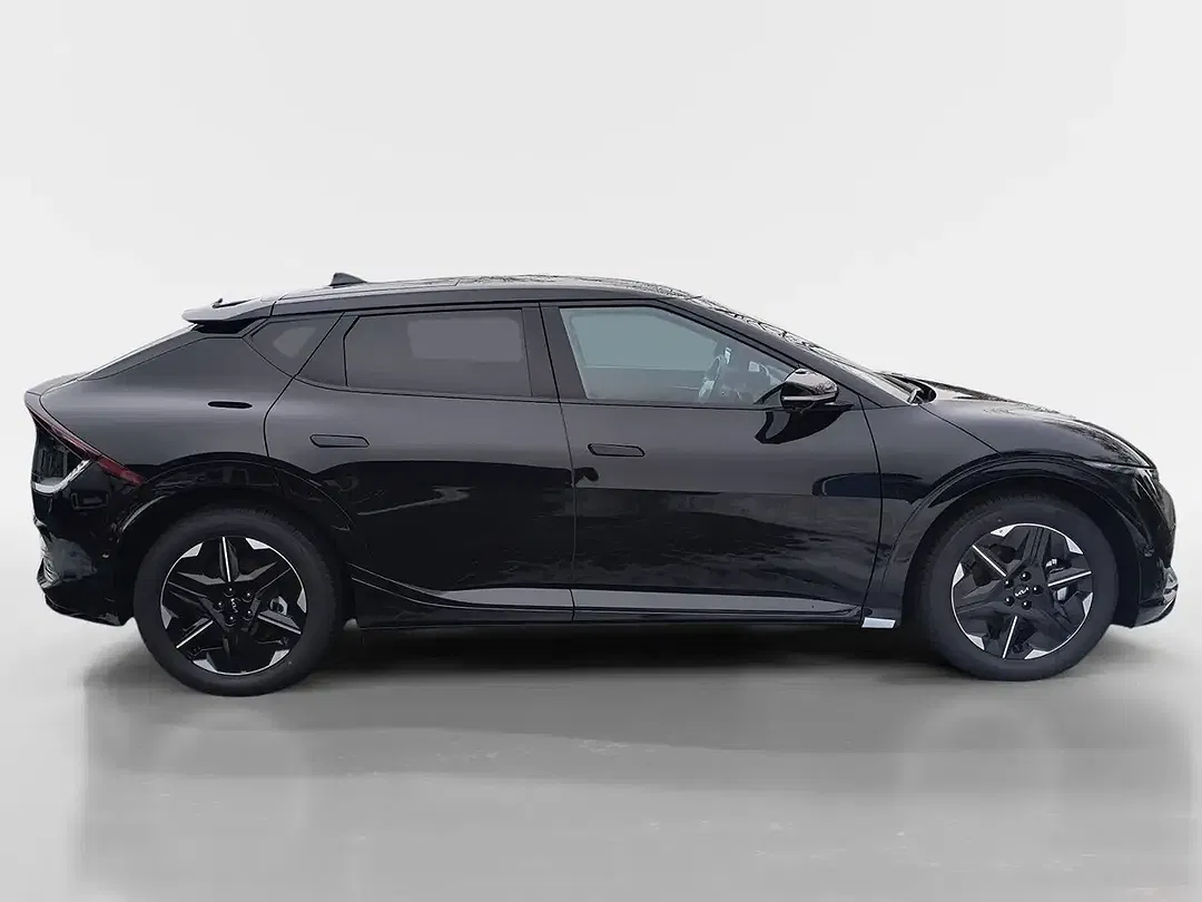 Kia EV6 - Thumbnail 5
