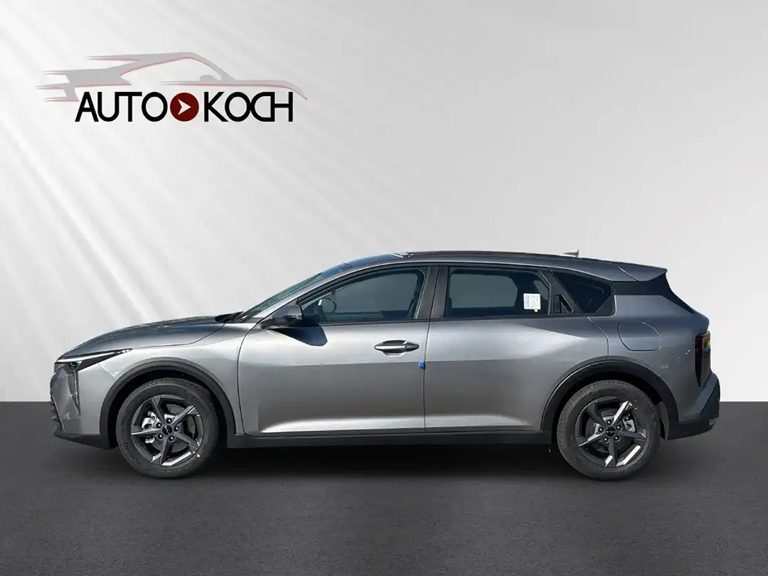 Kia K4 - Thumbnail 3