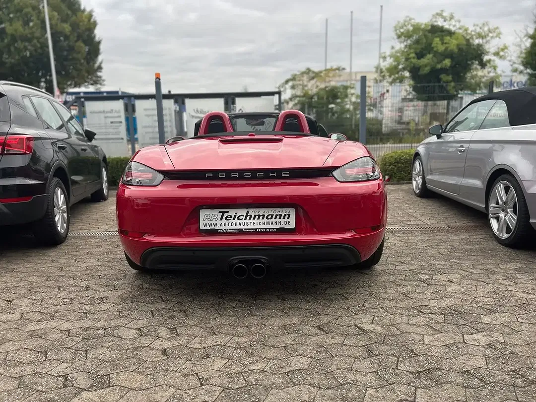 Porsche Boxster - Thumbnail 8