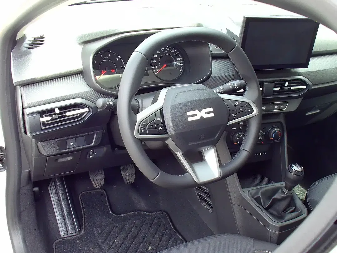 Dacia Sandero - Thumbnail 9