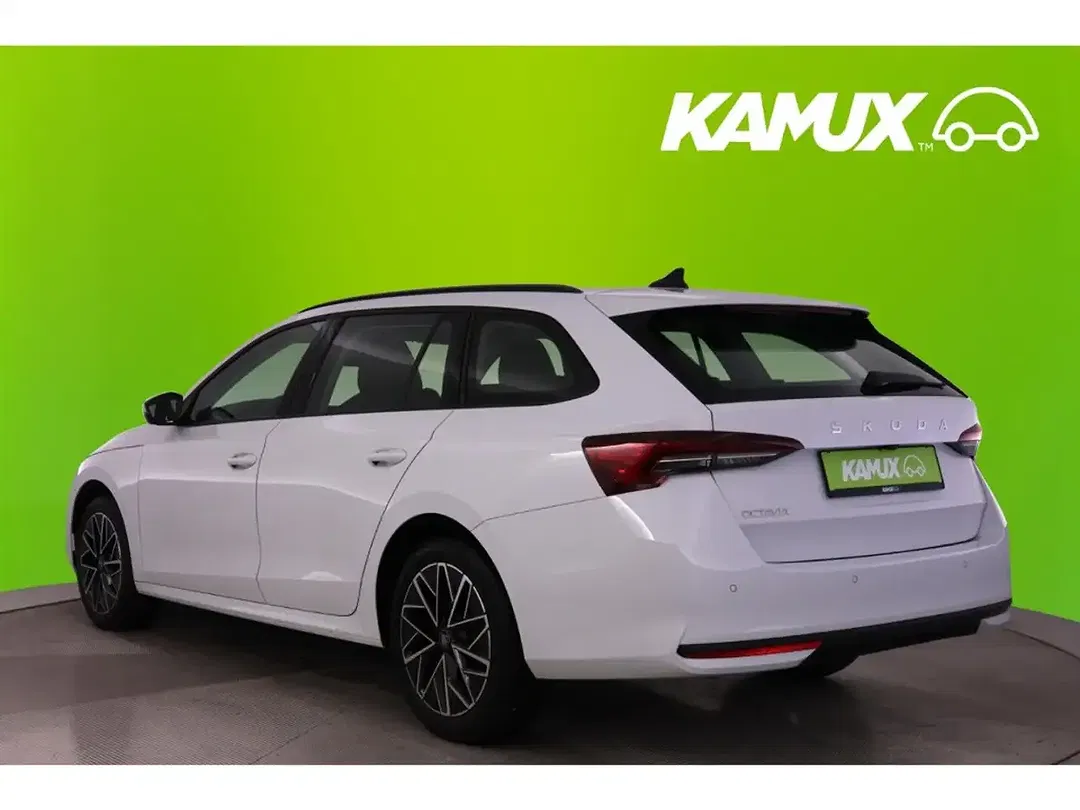 Skoda Octavia - Thumbnail 5