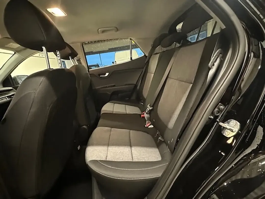 Kia Stonic - Thumbnail 15