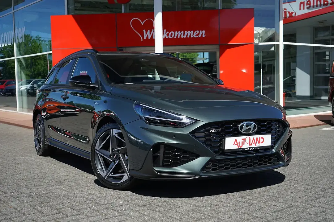 Hyundai i30 - Thumbnail 1