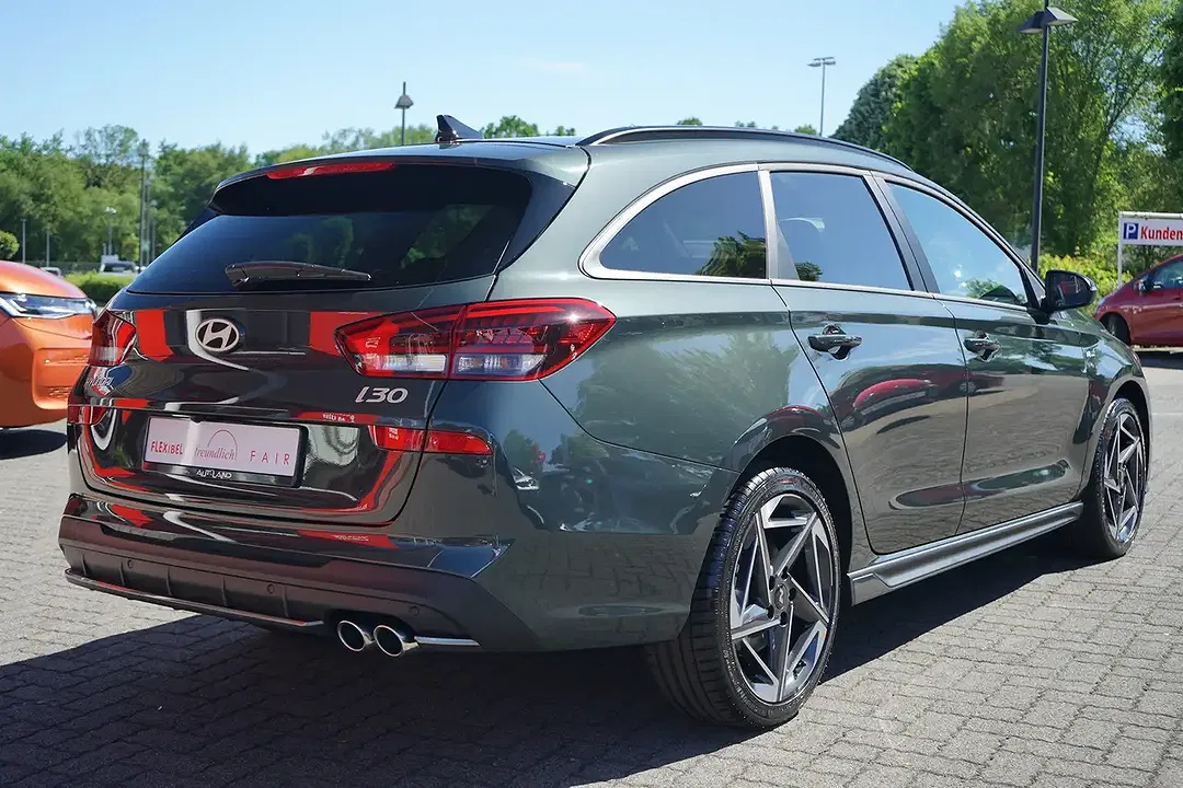 Hyundai i30 - Thumbnail 4