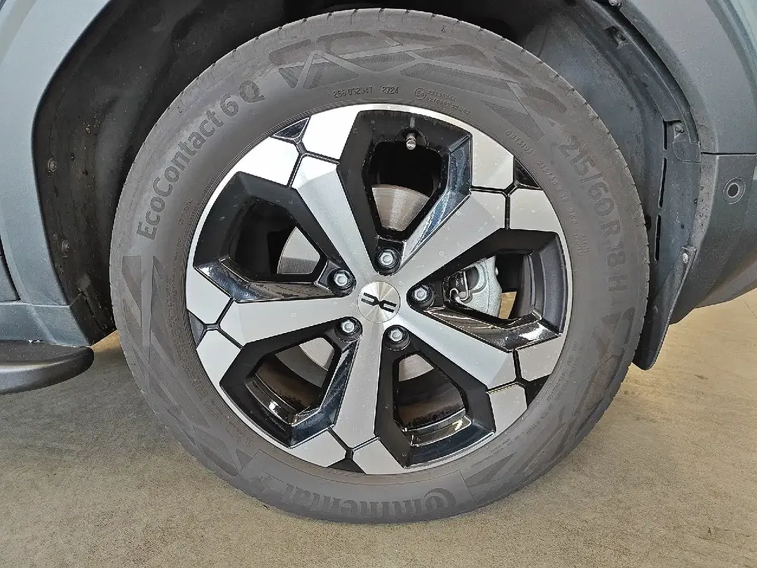 Dacia Duster - Thumbnail 7