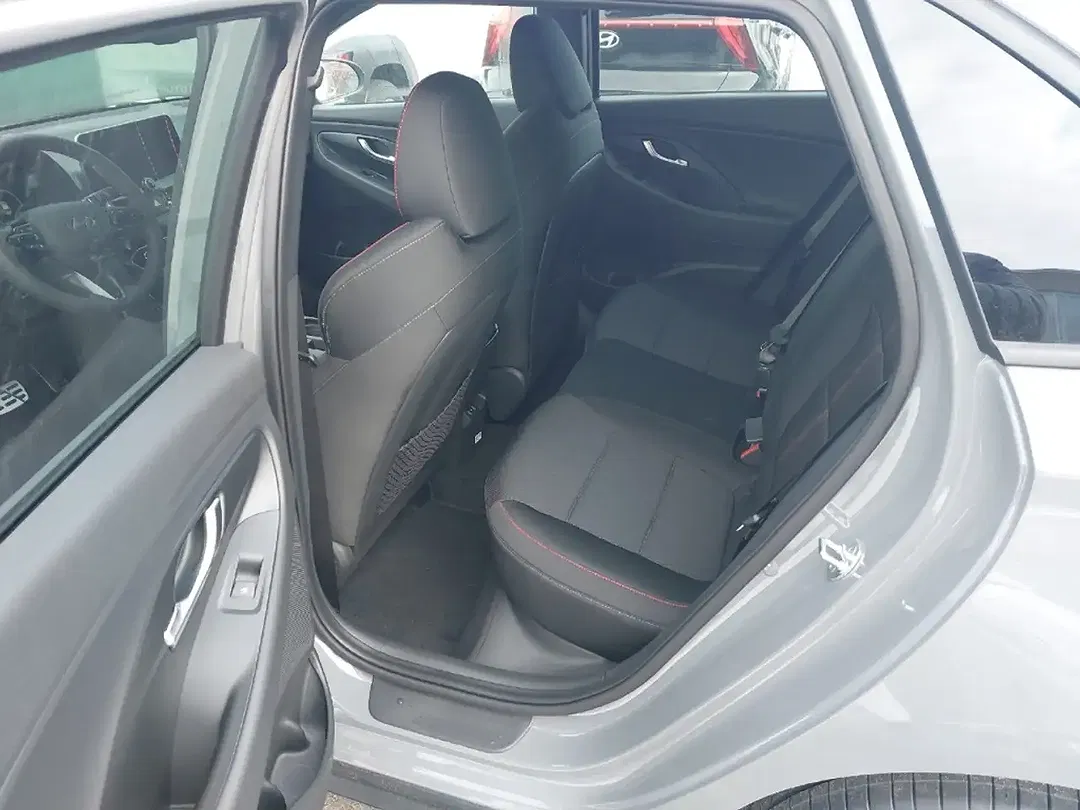 Hyundai i30 - Thumbnail 8