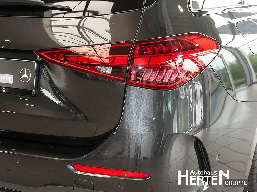 Mercedes-Benz C 200 - Thumbnail 14