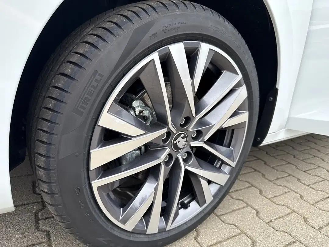 Skoda Octavia - Thumbnail 15
