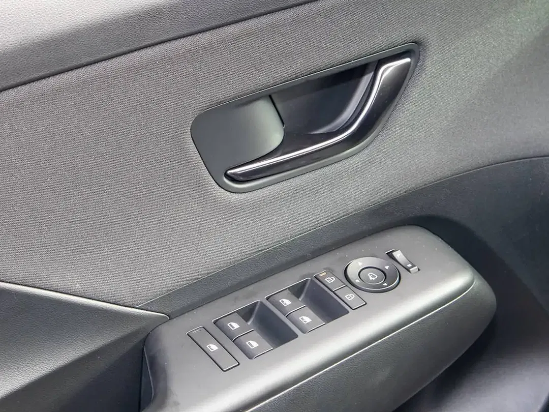 Hyundai KONA - Thumbnail 12