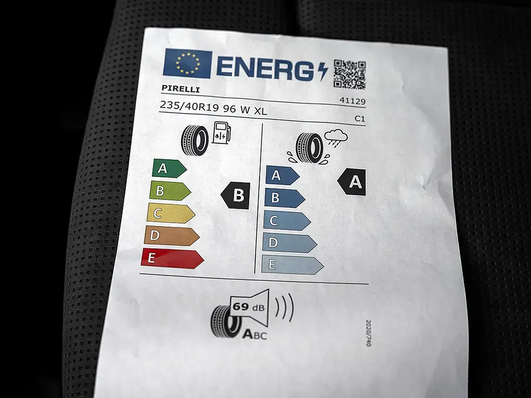 Skoda Superb - Thumbnail 10