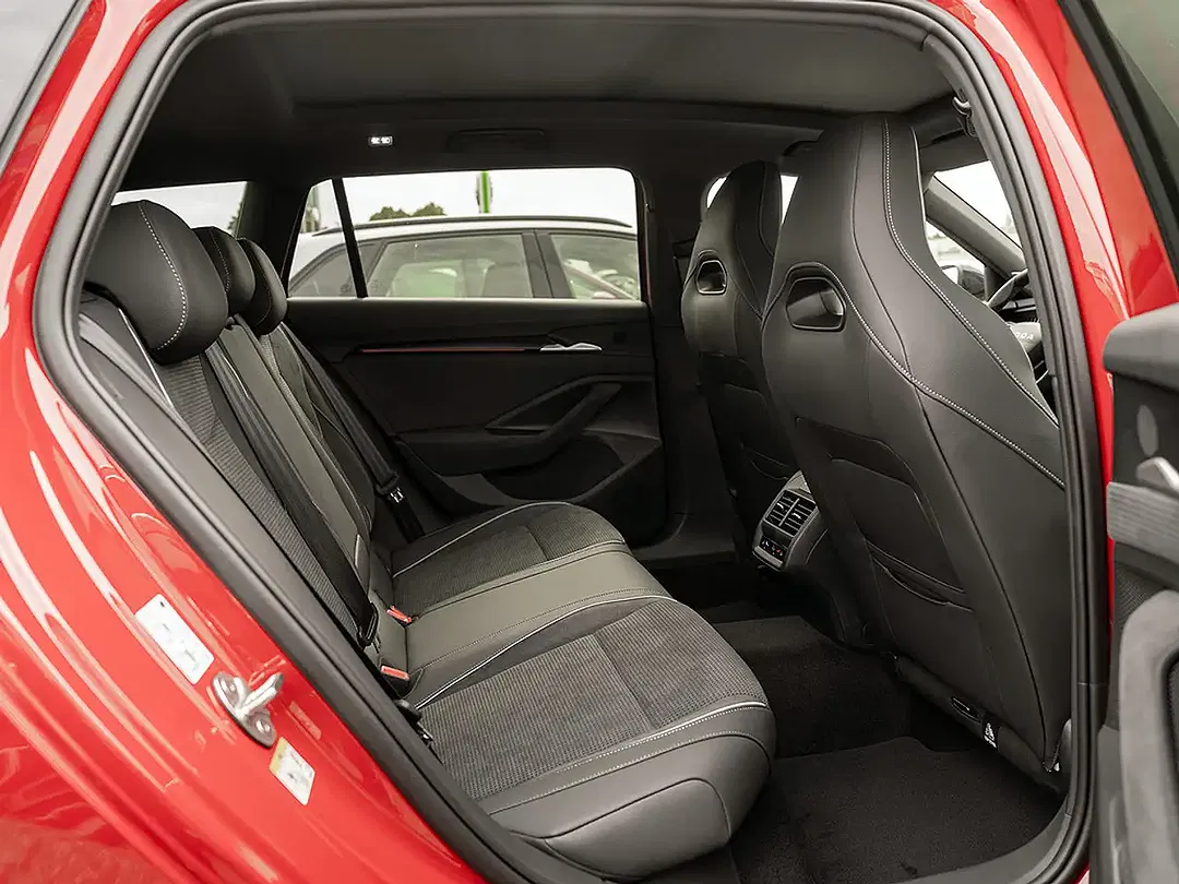 Skoda Superb - Thumbnail 4