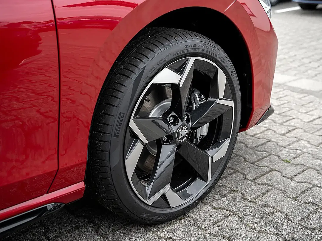 Skoda Superb - Thumbnail 5
