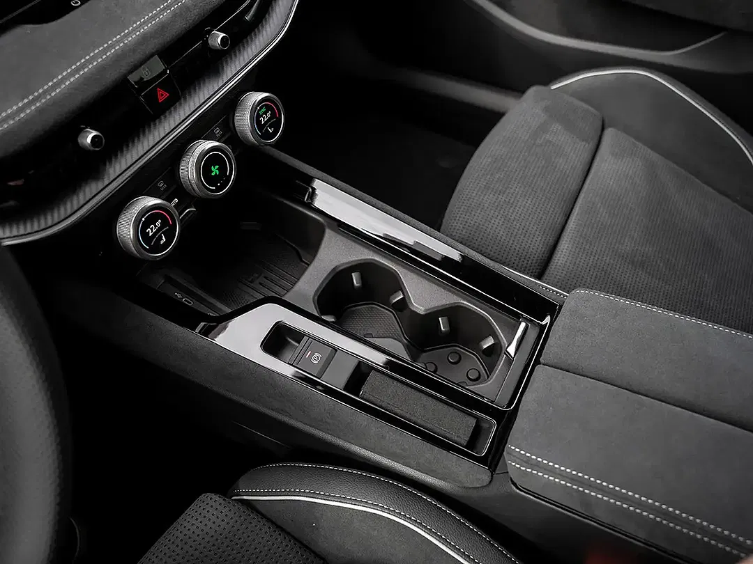 Skoda Superb - Thumbnail 9
