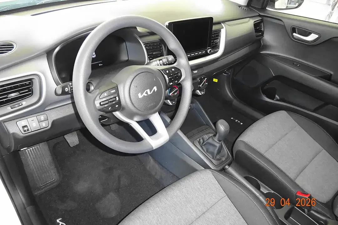 Kia Stonic - Thumbnail 7