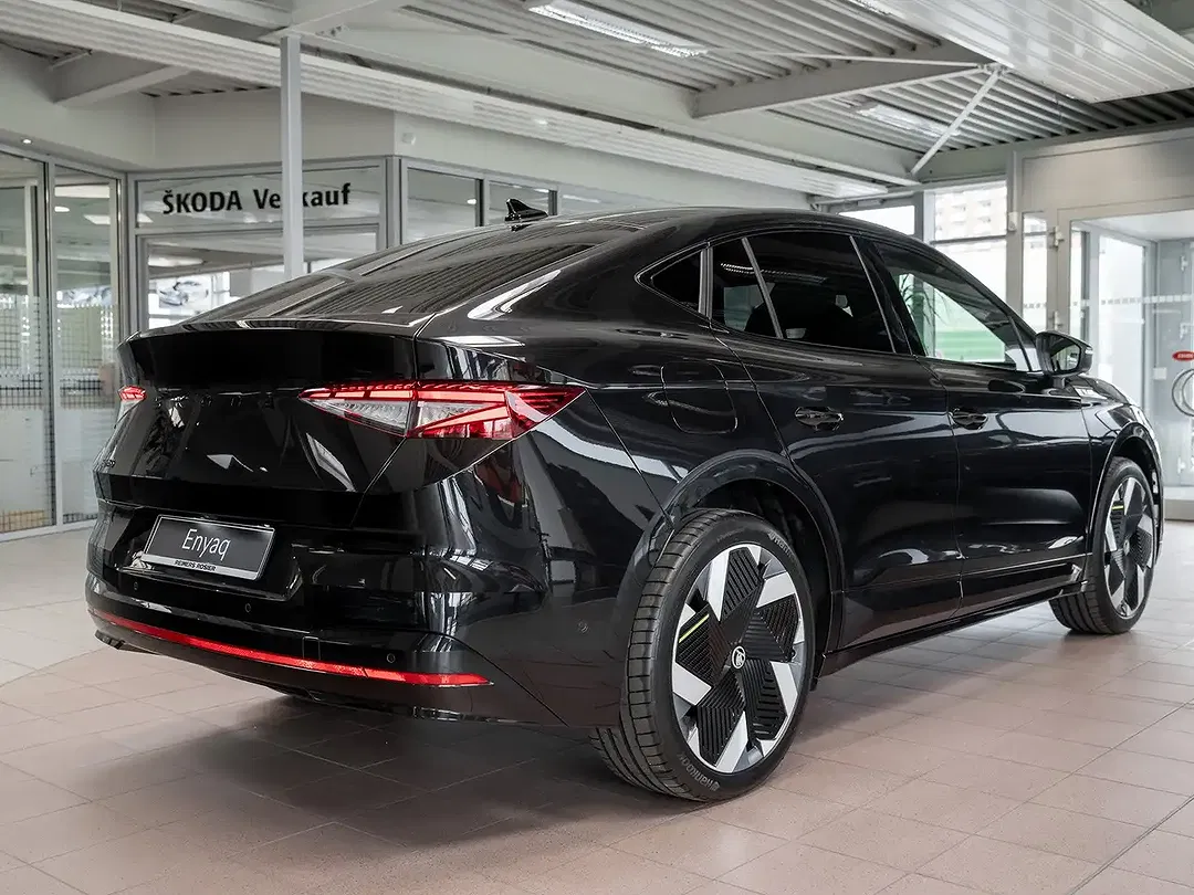 Skoda Enyaq - Thumbnail 3