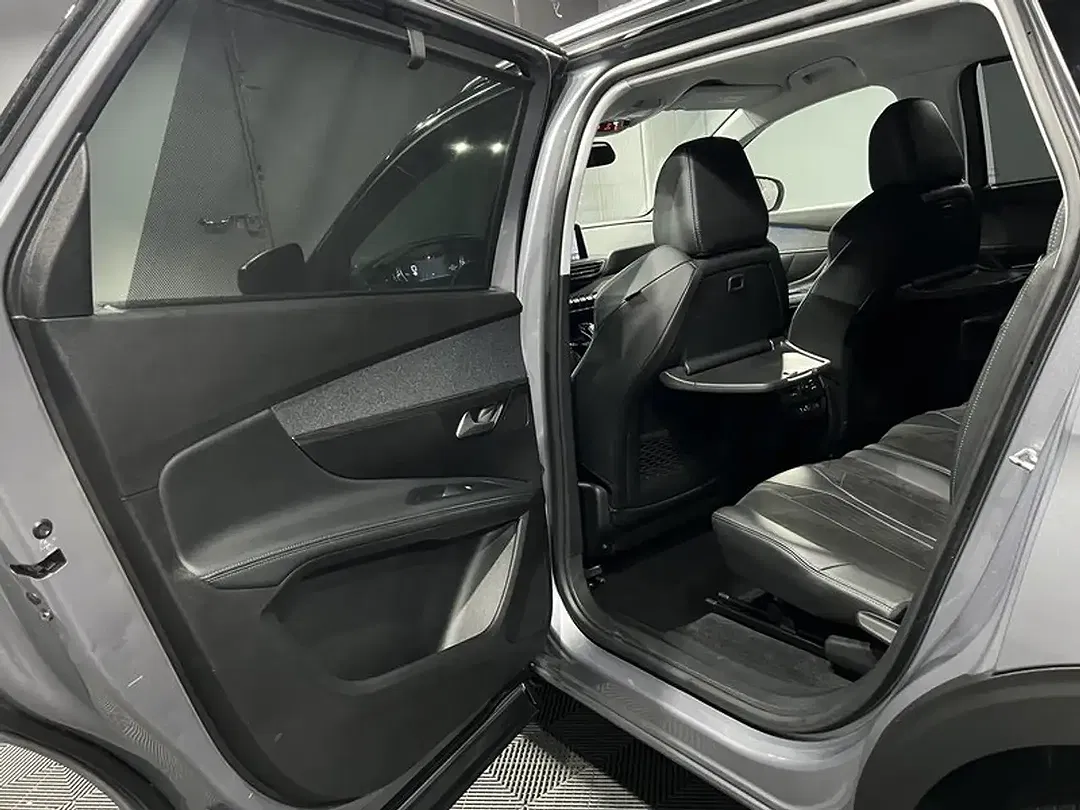 Peugeot 5008 - Thumbnail 10
