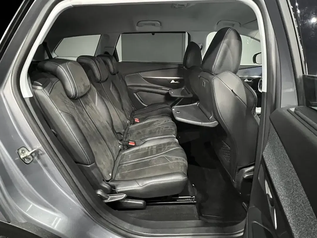 Peugeot 5008 - Thumbnail 12