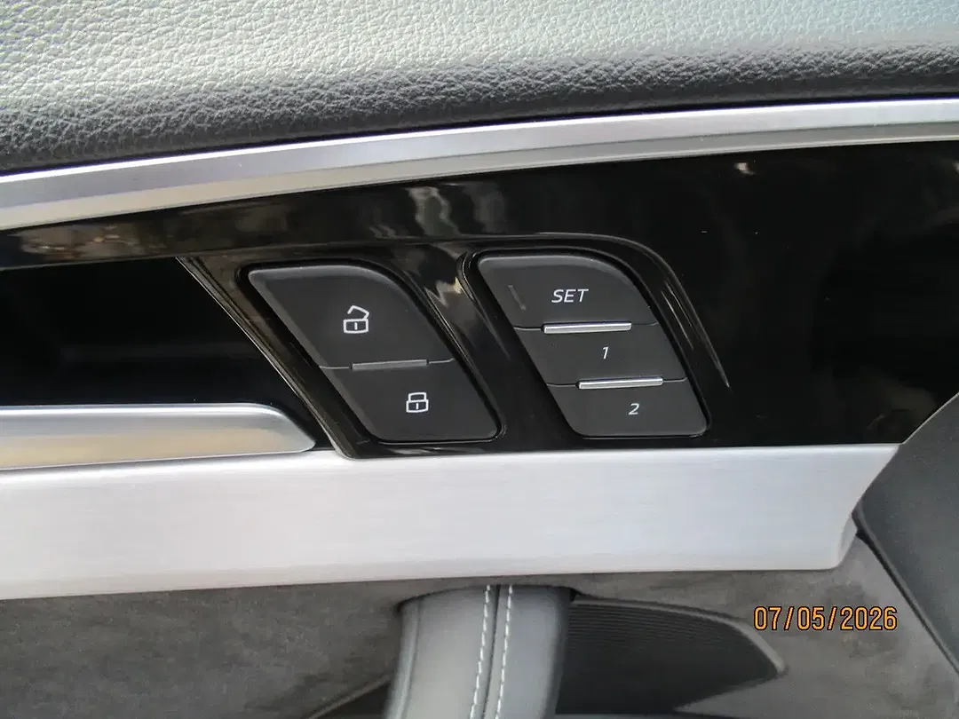 Audi S4 - Thumbnail 7