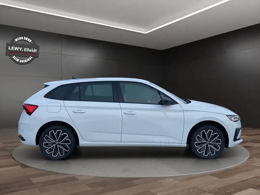 Skoda Scala - Thumbnail 3