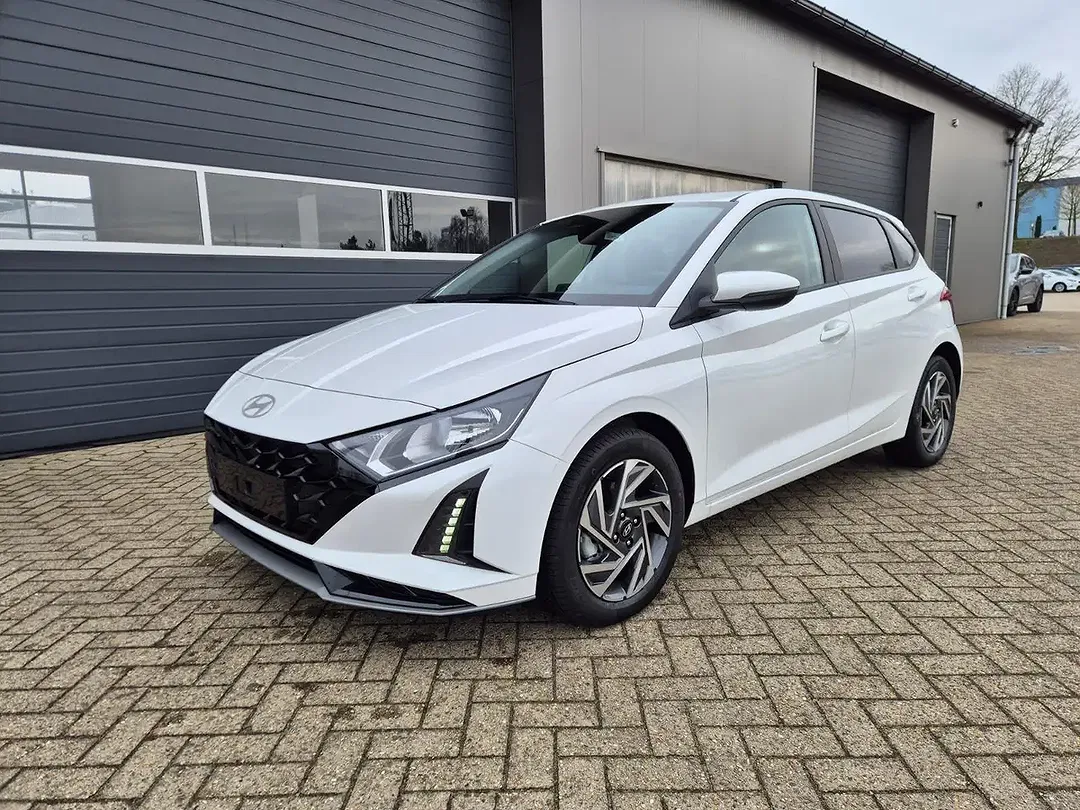 Hyundai i20 - Thumbnail 1