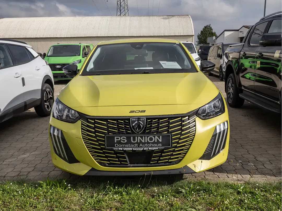 Peugeot 208 - Thumbnail 2