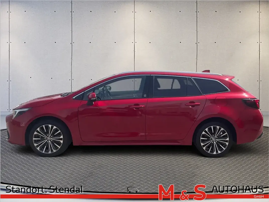 Toyota Corolla - Thumbnail 3