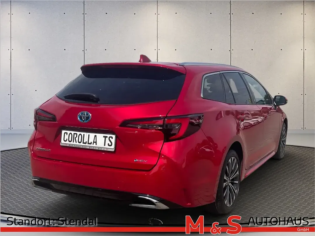 Toyota Corolla - Thumbnail 4