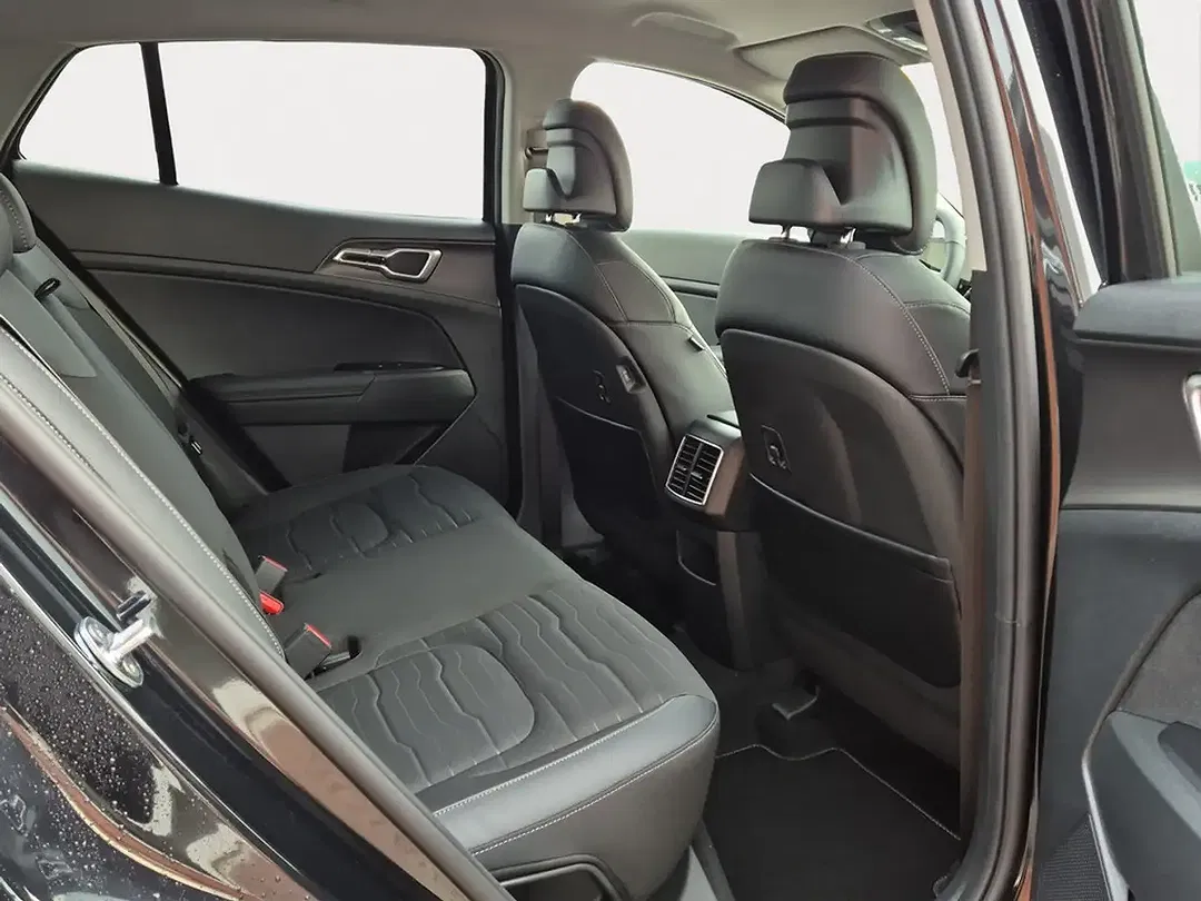 Kia Sportage - Thumbnail 10