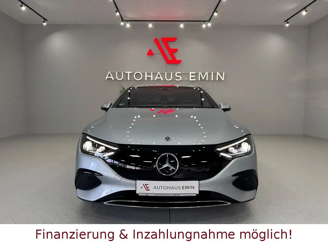 Mercedes-Benz EQE 350 - Thumbnail 2