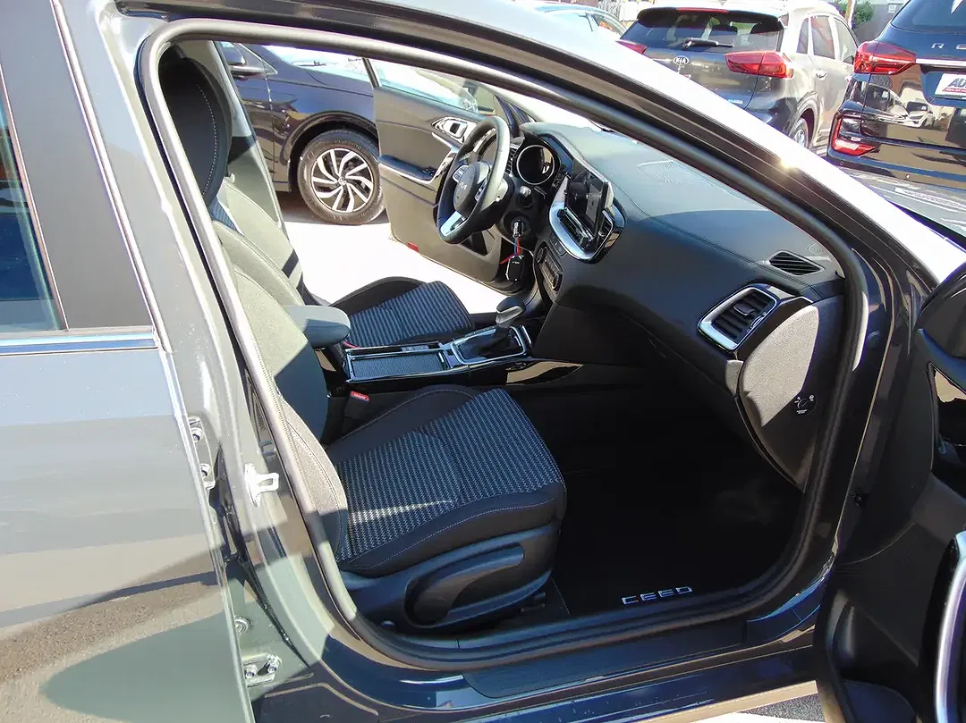 Kia Ceed / cee'd - Thumbnail 11