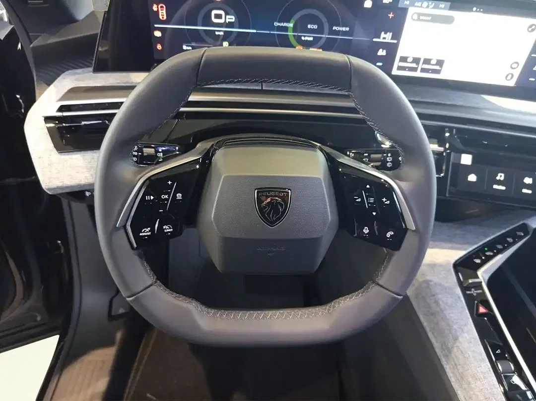 Peugeot 5008 - Thumbnail 10