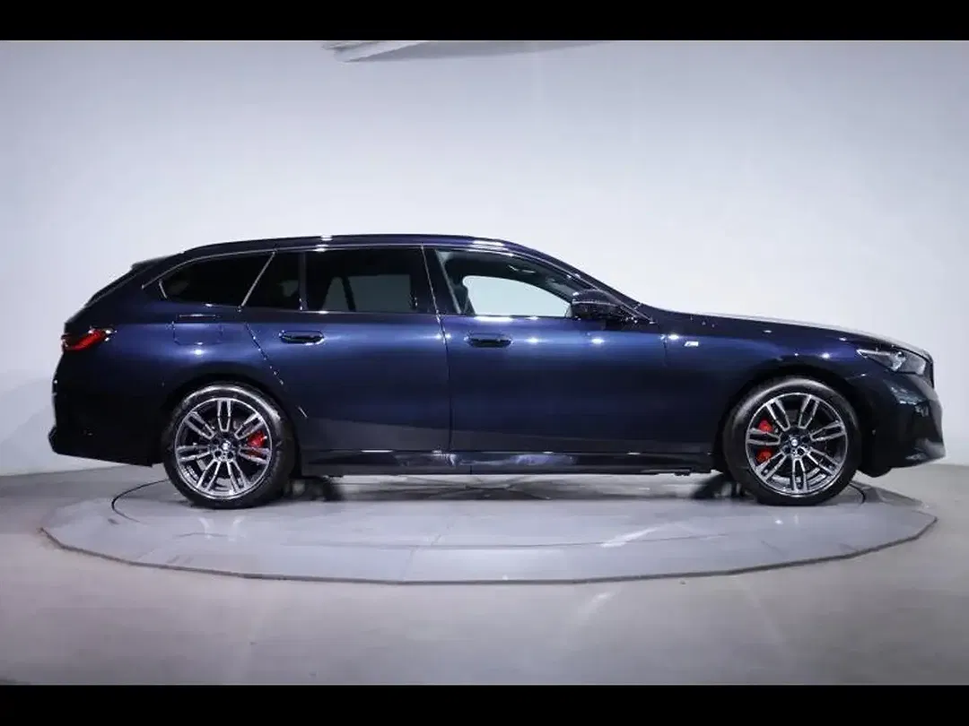 BMW 520 - Thumbnail 3