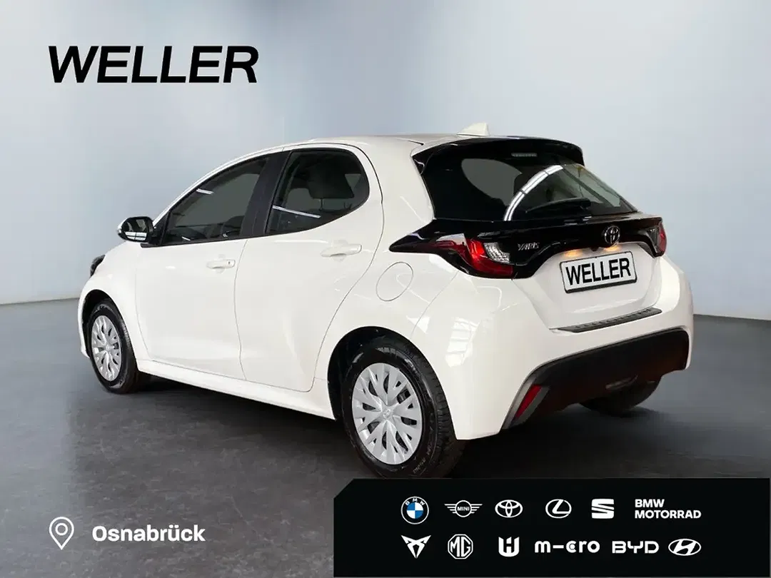 Toyota Yaris - Thumbnail 6