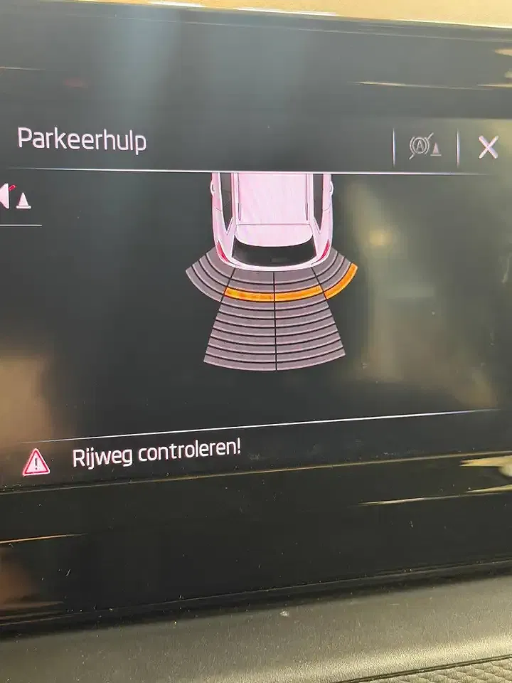 Skoda Kamiq - Thumbnail 6