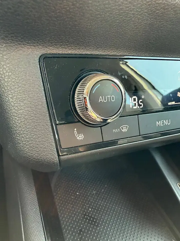 Skoda Kamiq - Thumbnail 8