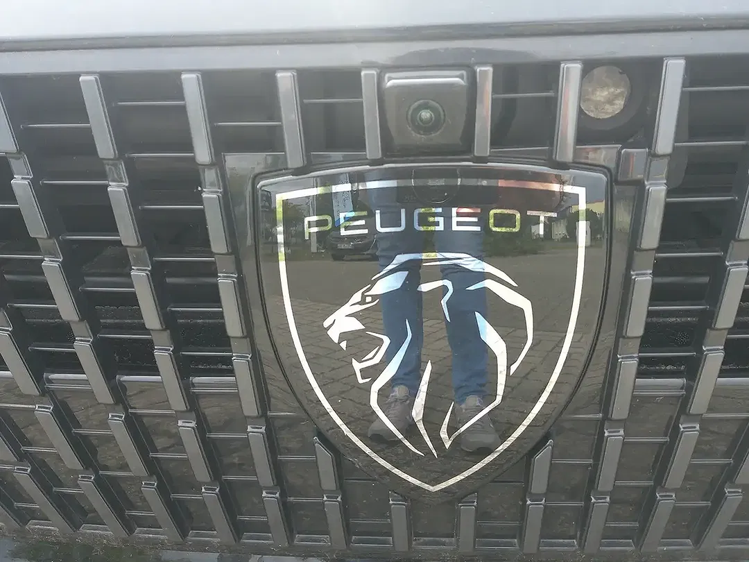 Peugeot 408 - Thumbnail 11