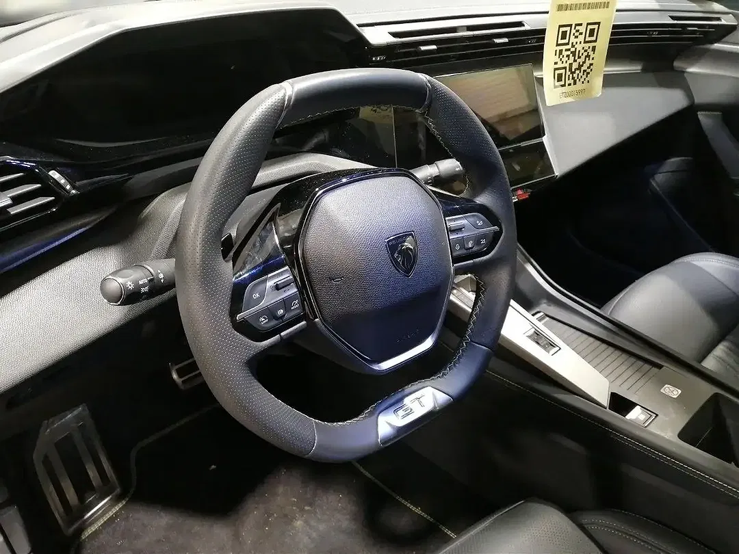 Peugeot 408 - Thumbnail 8
