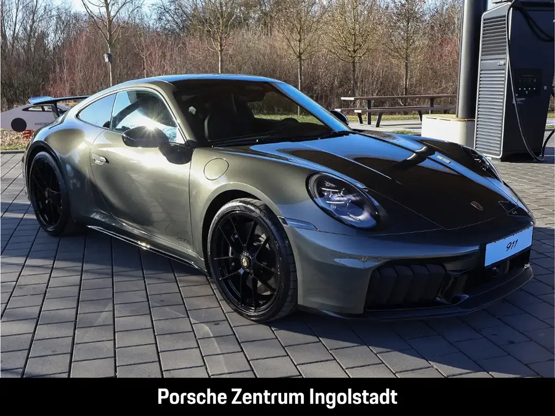 Porsche 911 - Thumbnail 11
