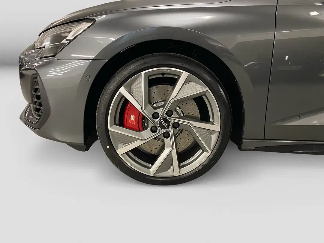Audi S3 - Thumbnail 4