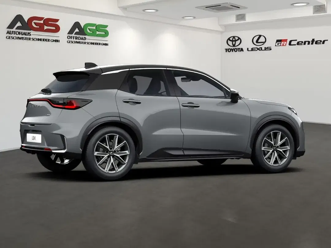Lexus LBX - Thumbnail 5