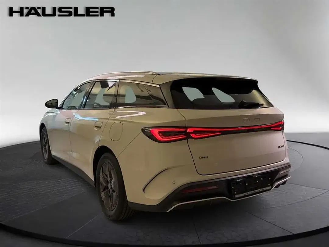 BYD Seal - Thumbnail 3
