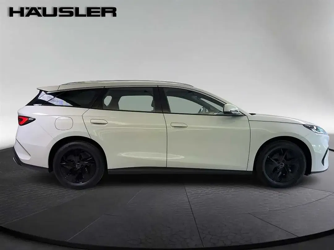BYD Seal - Thumbnail 5