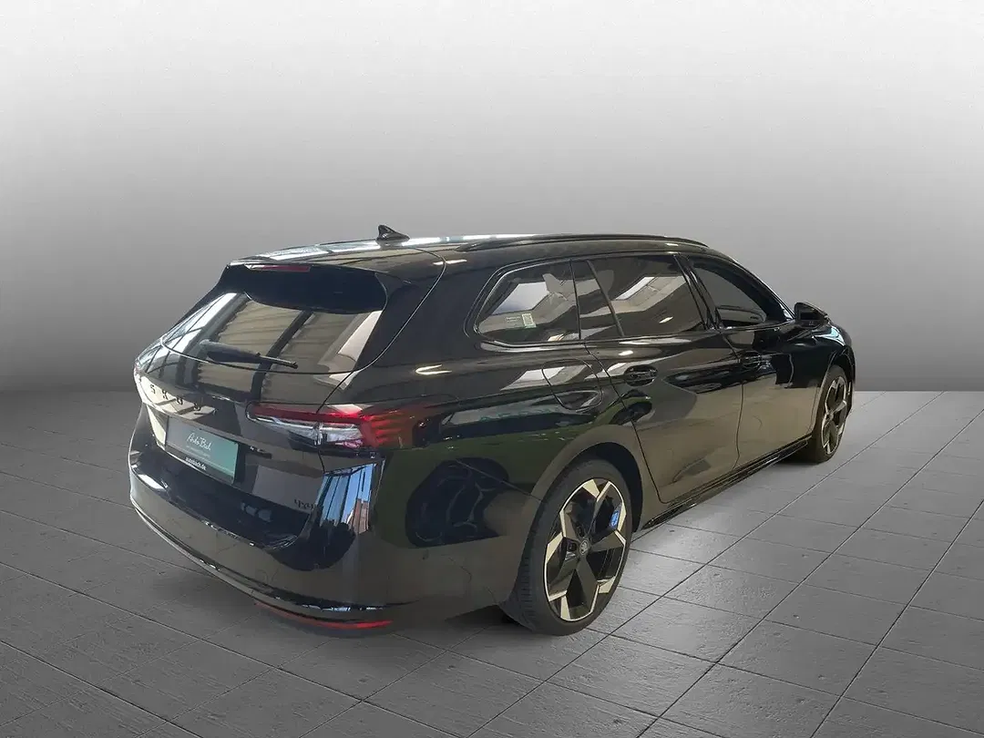 Skoda Superb - Thumbnail 3